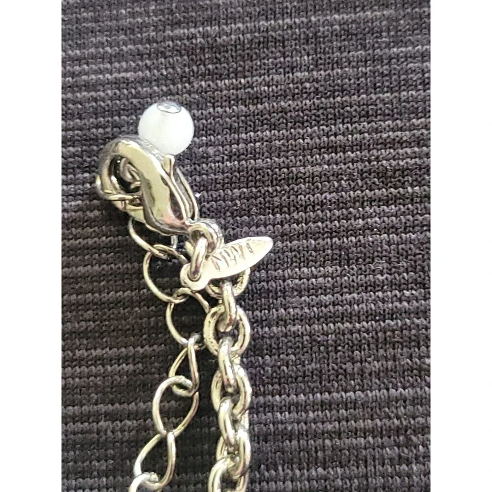 Avon NWT Blue purple acrylic crystal necklace faceted teardrop pendant. - Picture 5 of 6